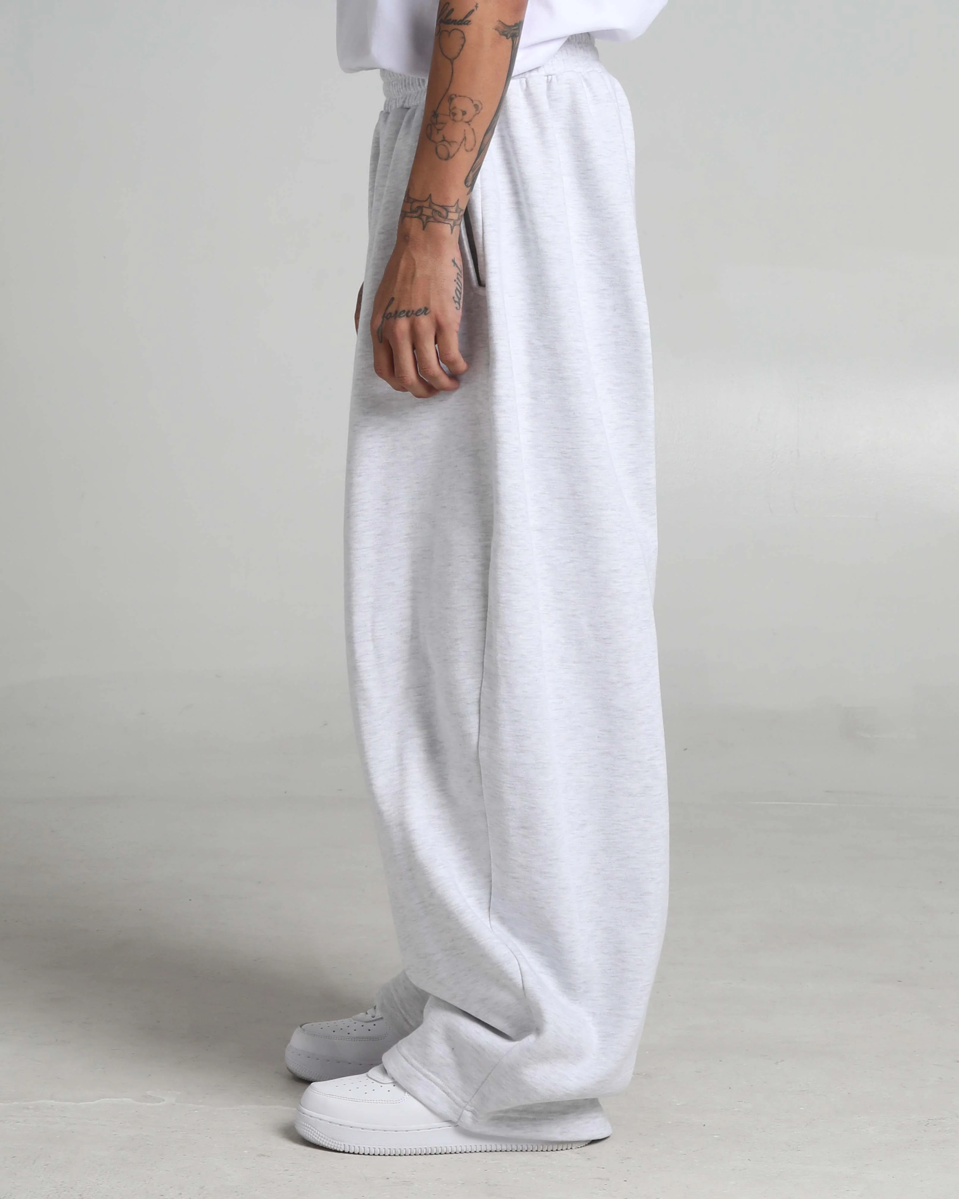 Balloon Fleece Pants - Image 12