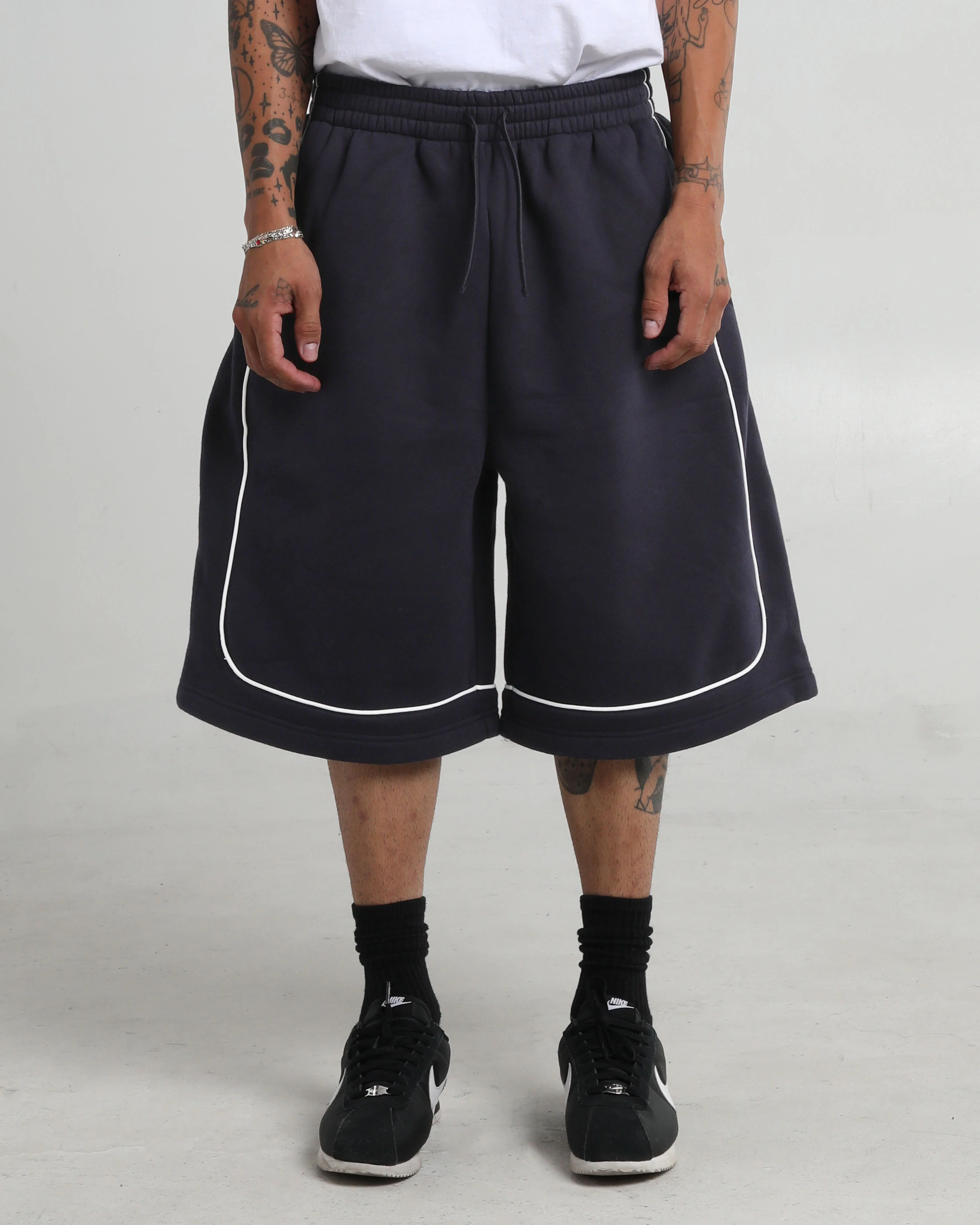 Baggy Fleece Basketball Shorts - Image 6